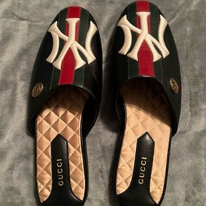 Brand New authentic Gucci NY Yankees Loafer slides.